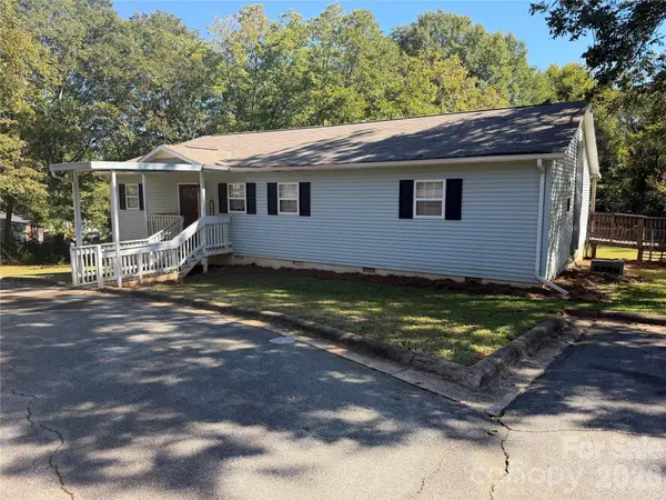 104 E Clairborne Street, Blacksburg, SC 29702