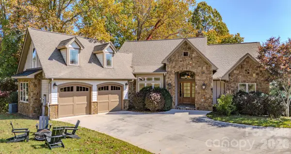 46 North Ridge Lane, Newland, NC 28657