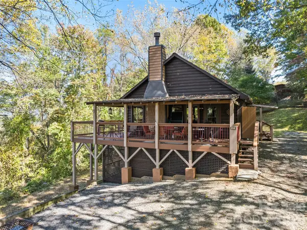 612 Whispering Winds Road, Waynesville, NC 28785
