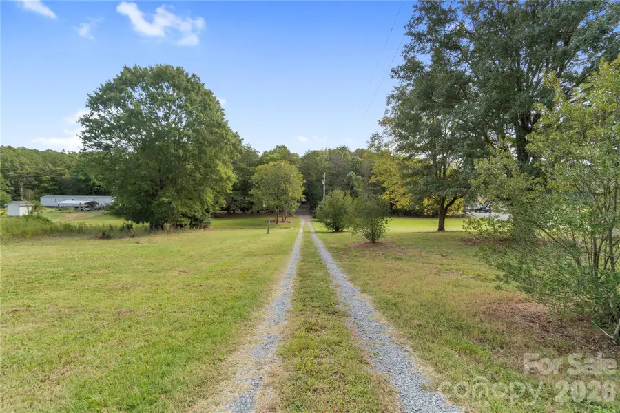 15810 Silver Road, Oakboro, NC 28129 - #3