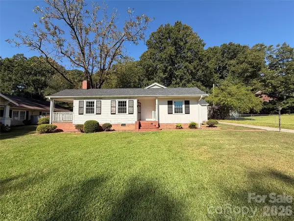 907 S South Street, Gastonia, NC 28052