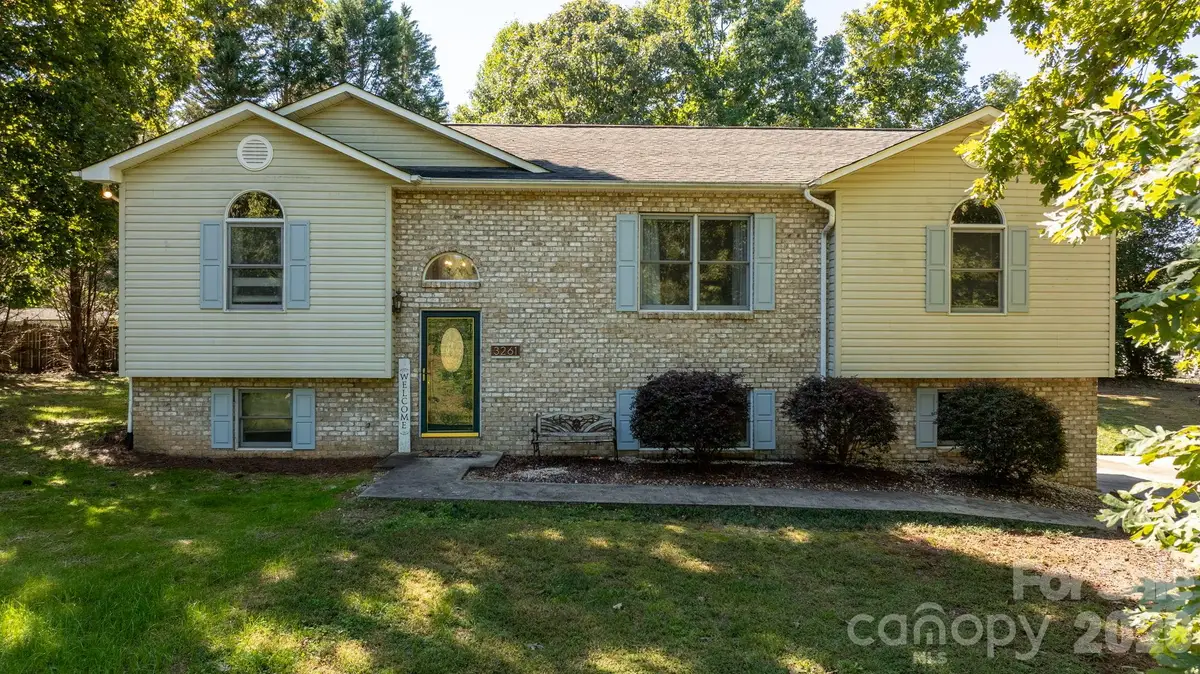 3261 Washington Way, Hudson, NC 28638 - #1