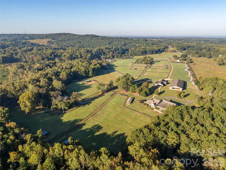 520 Lewis Farm Road, Bessemer City, NC 28016 - #2