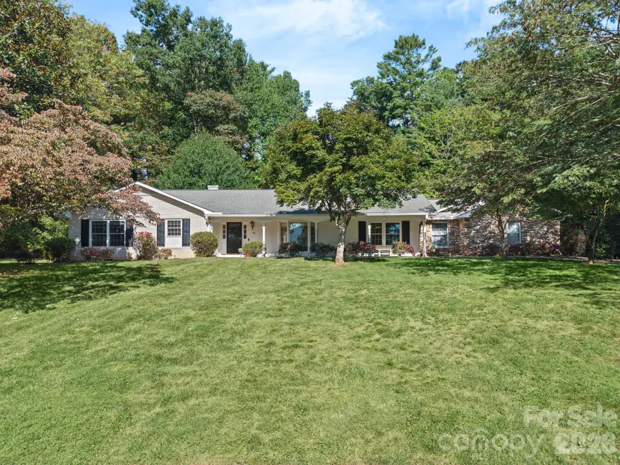 109 Yardley Court, Hendersonville, NC 28739 - #3
