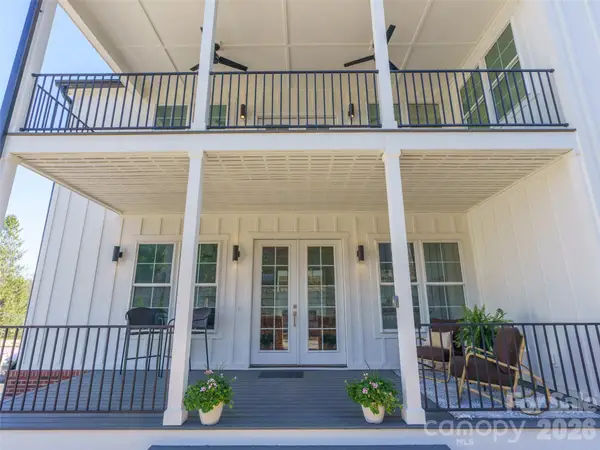 21 Skyvue Court #G, Saluda, NC 28773