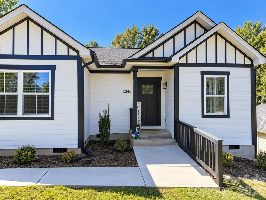 1346 39th Street Circle Sw, Hickory, NC 28602 - #2