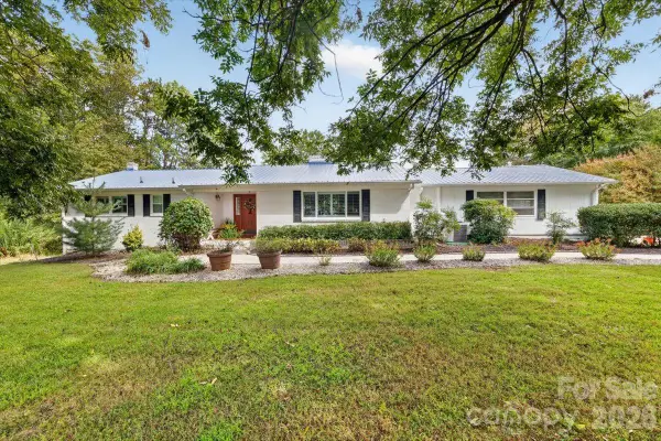 2086 Old Mountain Road, Statesville, NC 28625