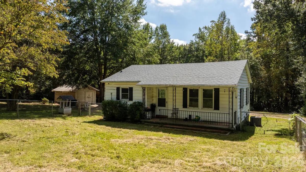 6048 Sugar Loaf Road, Connelly Springs, NC 28612 - #1