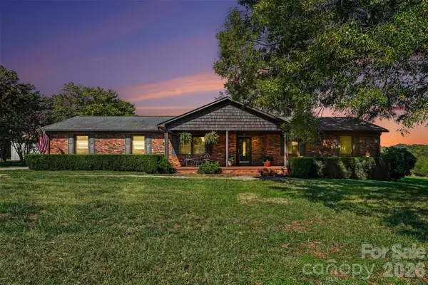 117 Oak Hill Lane, Statesville, NC 28625