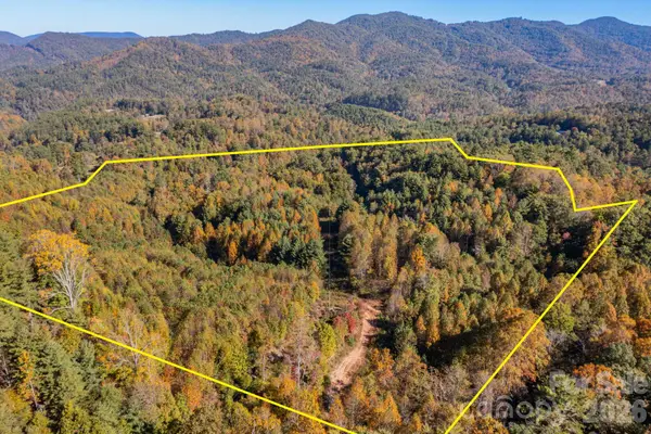 000 Destiny Road, Waynesville, NC 28785
