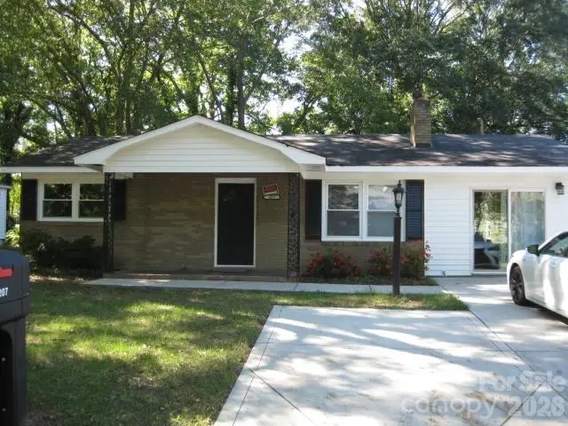 207 Palmer Street, Shelby, NC 28150 - #2