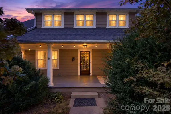 17 Darcy Lane, Asheville, NC 28804