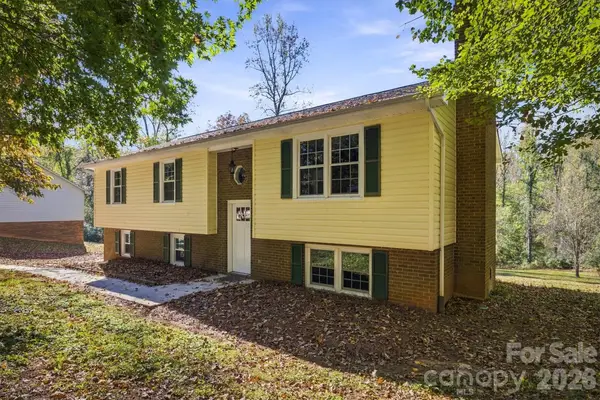 306 New Orleans Boulevard, Morganton, NC 28655