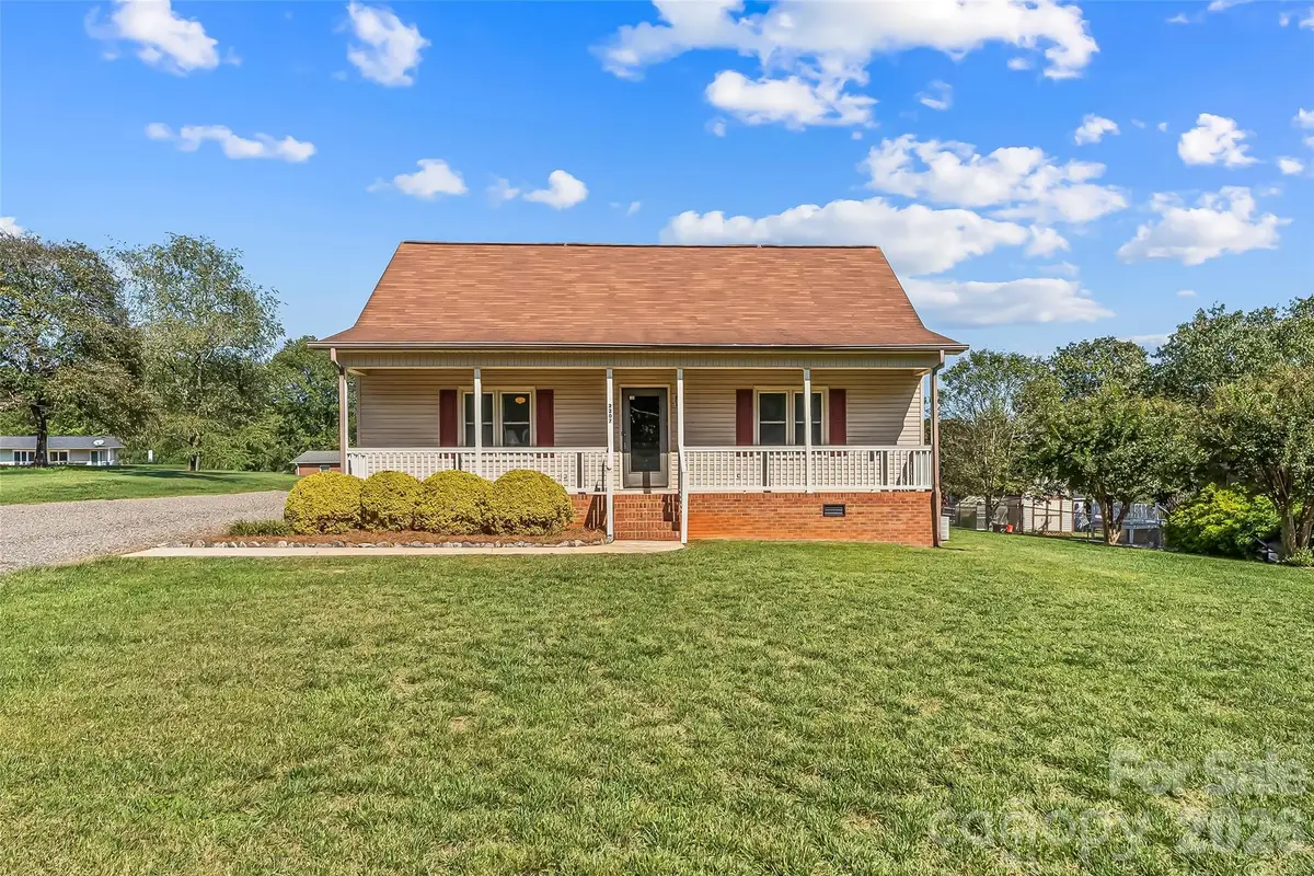 2207 Beauty Street, Statesville, NC 28625 - #1