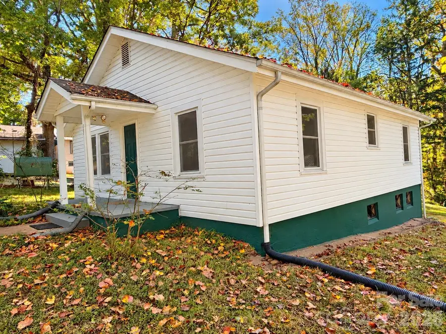 45 Briggs Road, Asheville, NC 28805 - #2