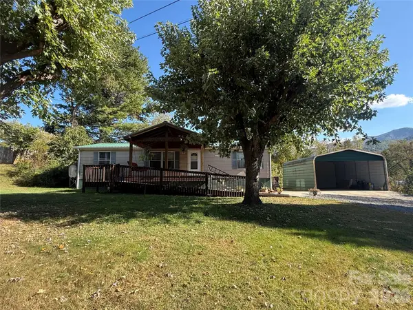 97 Fair Haven Drive, Burnsville, NC 28714