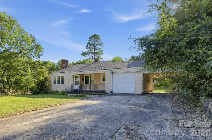 111 Whitener Avenue, Spartanburg, SC 29306 - #3