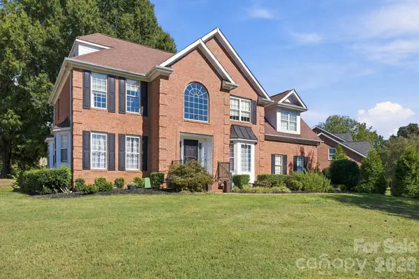 15737 Agincourt Drive, Huntersville, NC 28078