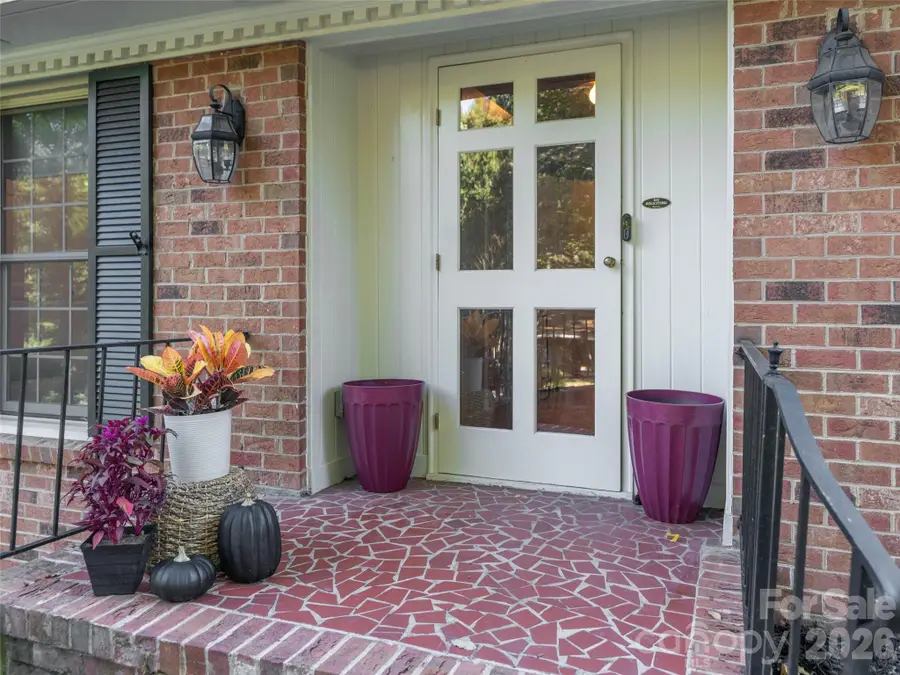 6626 Rocky Falls Road, Charlotte, NC 28211 - #2