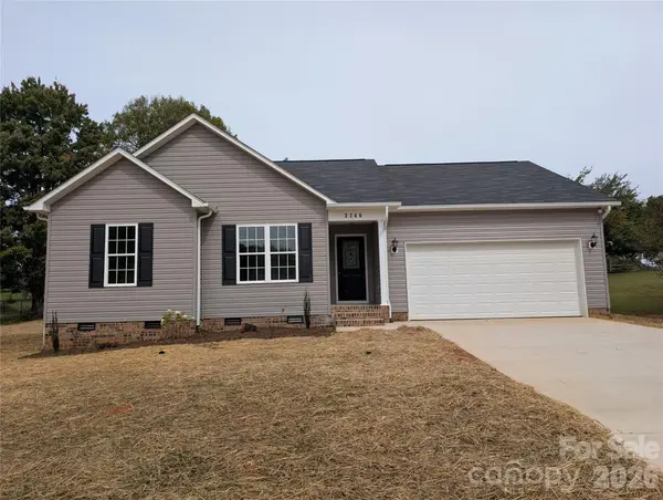2746 Magnolia Street, Conover, NC 28613