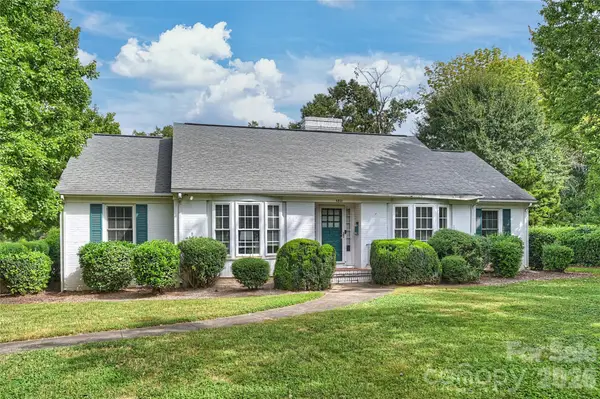 5801 Fairview Road, Charlotte, NC 28209
