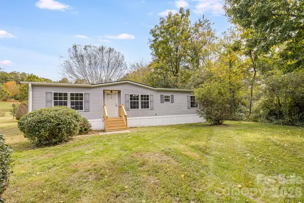 242 Flat Creek Road, Black Mountain, NC 28711