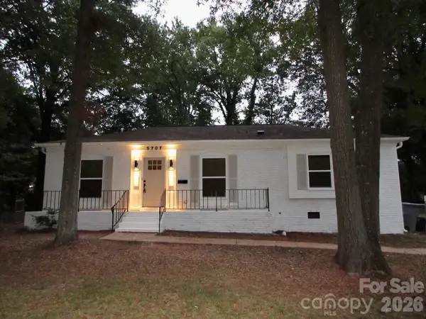 5707 Kallam Court, Charlotte, NC 28215