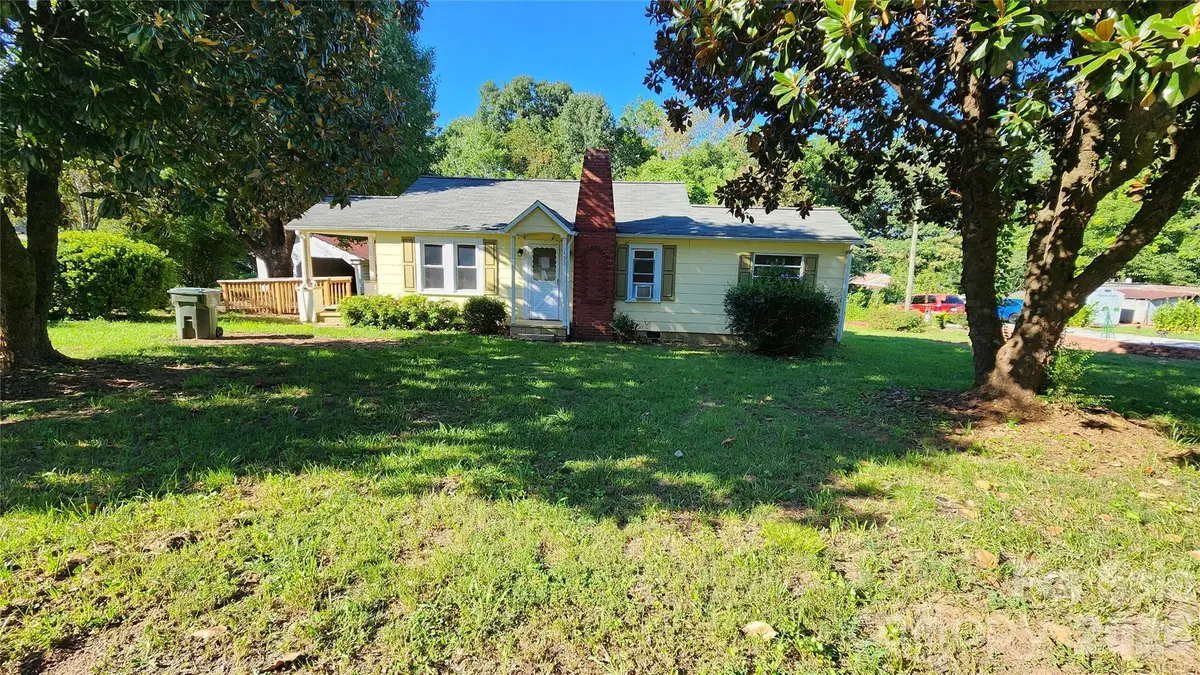 155 Hayes Avenue, Hudson, NC 28638 - #1