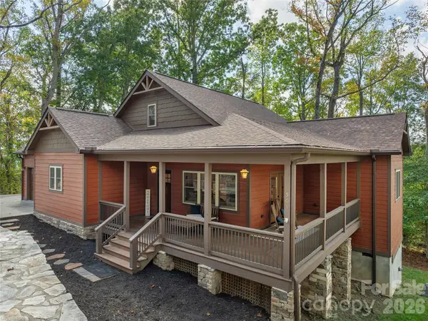 501 Sugar Maple Lane, Asheville, NC 28805