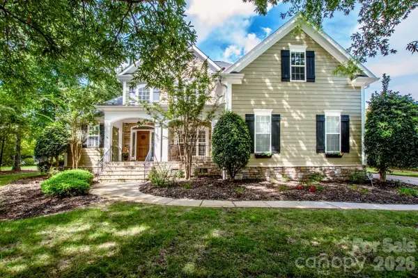 8071 E Andrew Drive, Denver, NC 28037