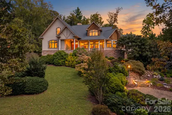 211 South Plains Drive, Asheville, NC 28803