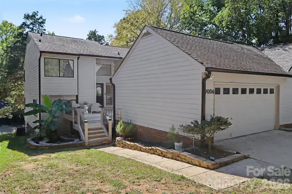 9006 St Croix Lane, Charlotte, NC 28277