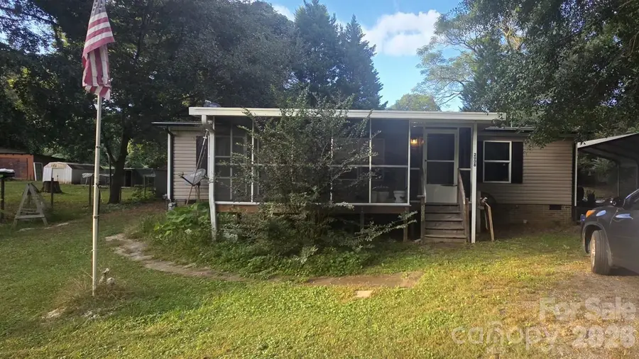 2008 7th Avenue Sw #244-E, Hickory, NC 28602 - #2