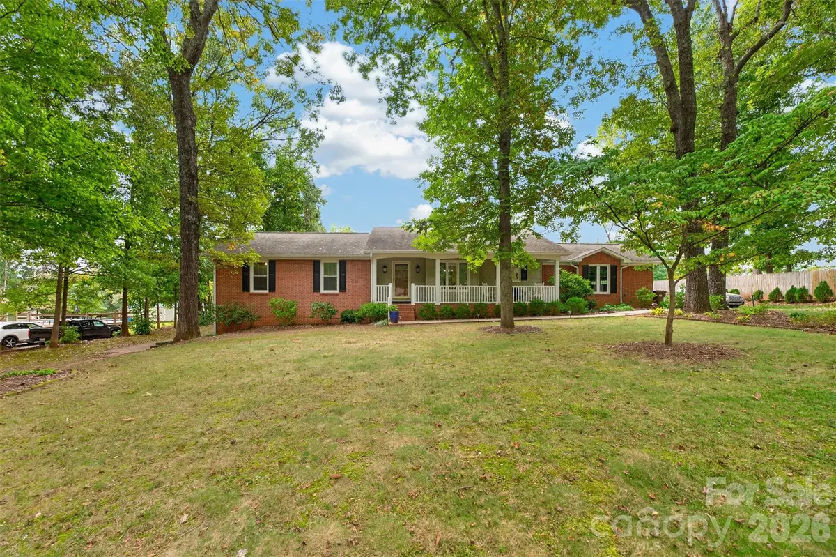 1660 Fairway Drive, Newton, NC 28658 - #1