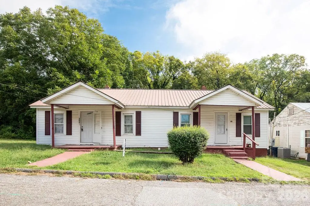 306 E 1st Street, Lexington, NC 27292 - #1