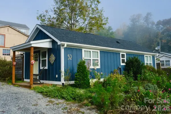 52 North Lane, Brevard, NC 28712