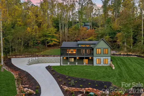 21 Poplar Run Circle, Asheville, NC 28804