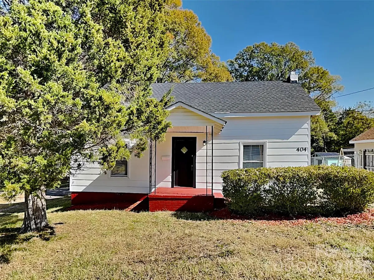 404 E Mills Avenue, Mooresville, NC 28115 - #1