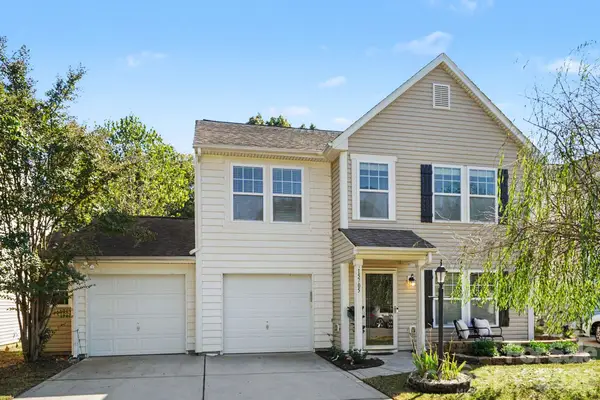 15705 Lakepoint Forest Drive #41, Charlotte, NC 28278