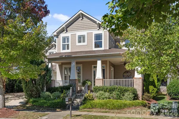 8011 Cottsbrooke Drive, Huntersville, NC 28078