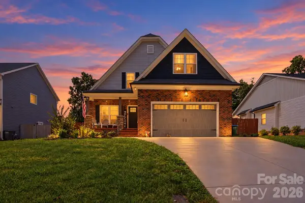 304 E Florida Avenue, Bessemer City, NC 28016
