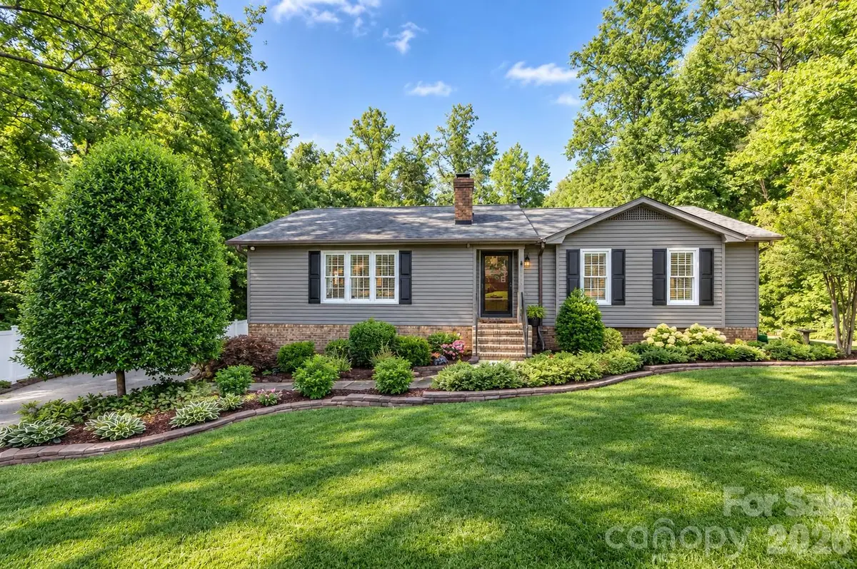 1118 Ford Drive, Lowell, NC 28098 - #1