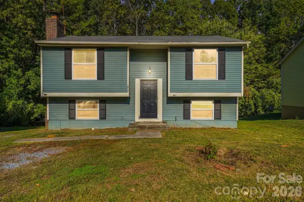 1010 Glenfiddich Drive, Charlotte, NC 28215