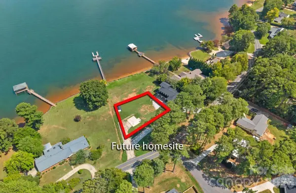 627 Isle Of Pines Road, Mooresville, NC 28117