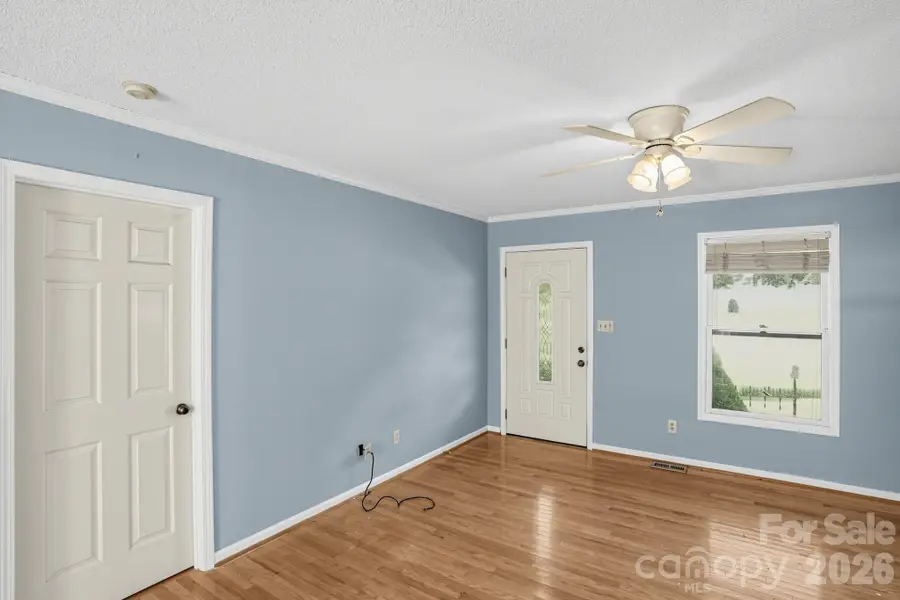 3033 26th Street Lane, Hickory, NC 28601 - #3