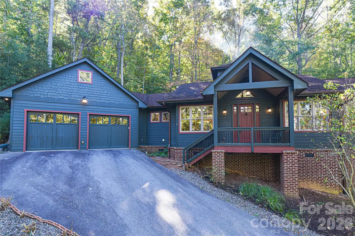 39 Oak Hollow Drive, Asheville, NC 28805 - #1