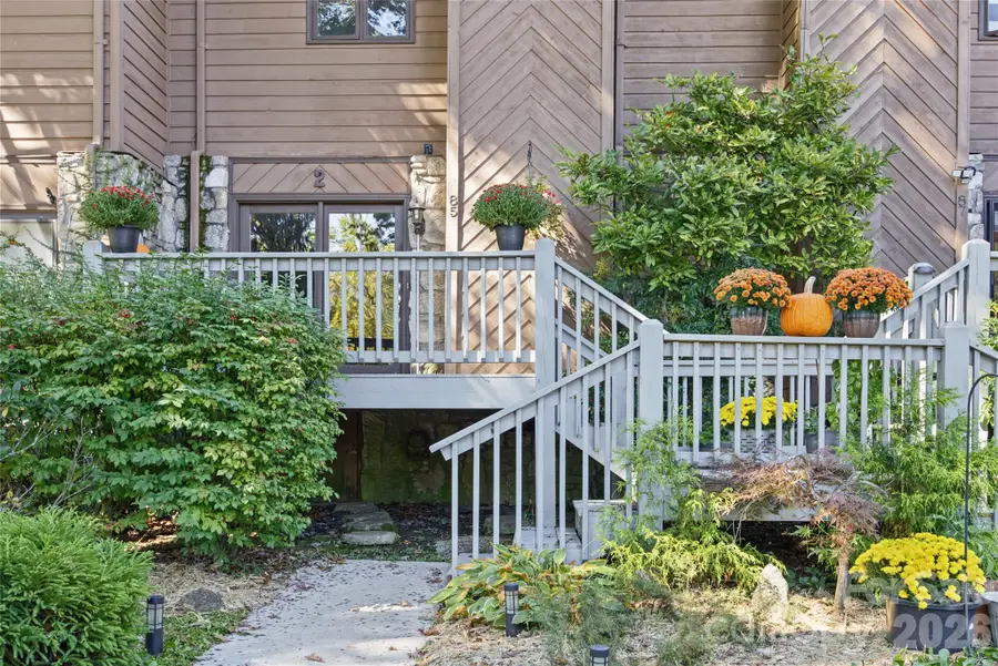 85 Wildflower Lane, Waynesville, NC 28786 - #2