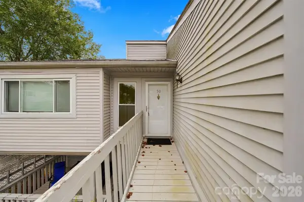 1050 21st Avenue Nw #50, Hickory, NC 28601