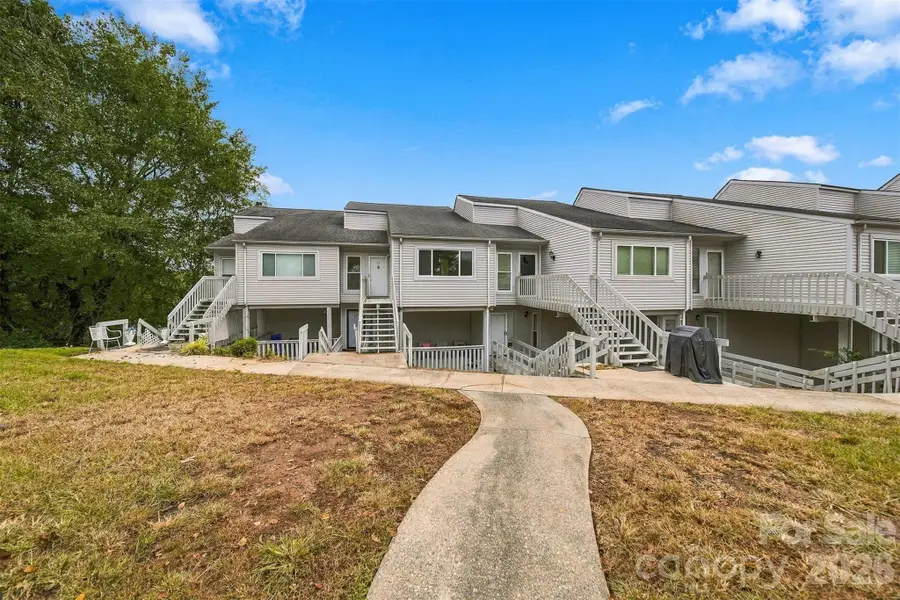 1050 21st Avenue Nw #50, Hickory, NC 28601 - #2