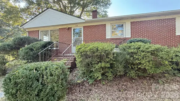 928 Beaumont Avenue, Greensboro, NC 27401